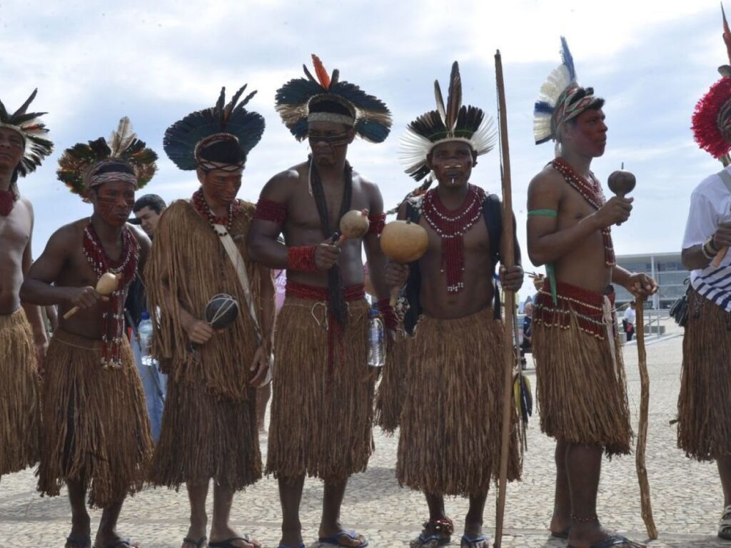 Legenda: O imóvel está dentro dos limites do processo de demarcação conduzido pela Funai,